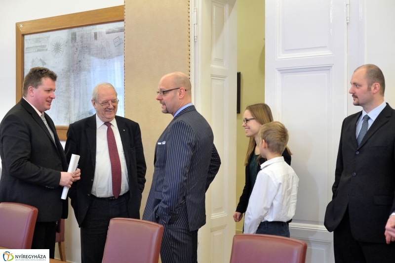 Kállay adomány - fotó Szarka Lajos