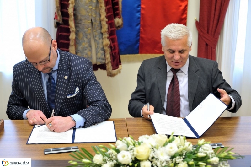 Kállay adomány - fotó Szarka Lajos