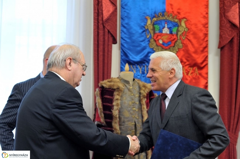 Kállay adomány - fotó Szarka Lajos