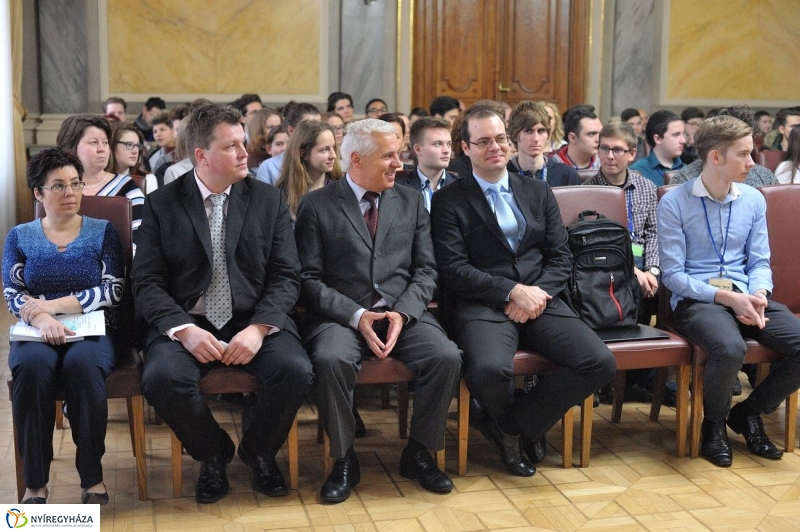 Városi Diákparlament - fotó Szarka Lajos