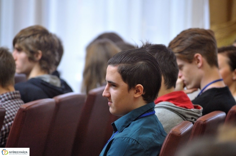 Városi Diákparlament - fotó Szarka Lajos