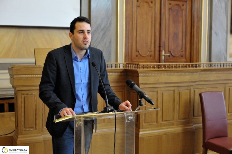 Városi Diákparlament - fotó Szarka Lajos