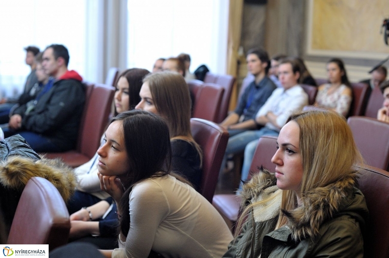 Városi Diákparlament - fotó Szarka Lajos