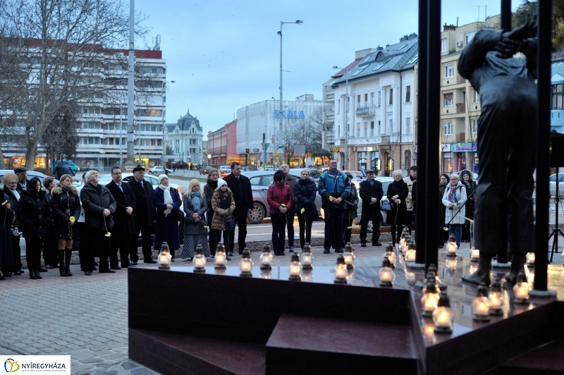 Megemlékezés a kommunista diktatúra áldozatairól - fotó Szarka Lajos