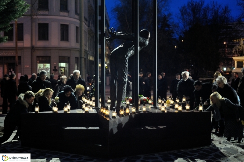 Megemlékezés a kommunista diktatúra áldozatairól - fotó Szarka Lajos