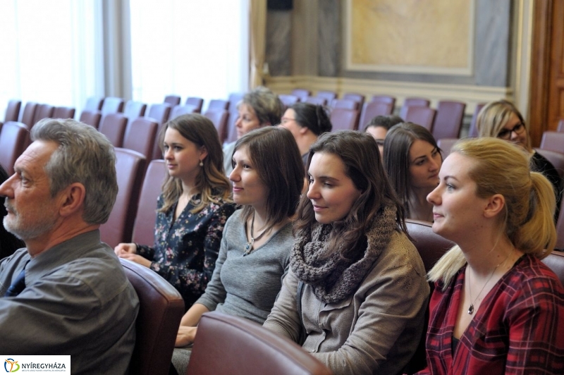 Védőnők a Városházán - fotó Szarka Lajos