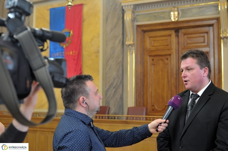 Védőnők a Városházán - fotó Szarka Lajos