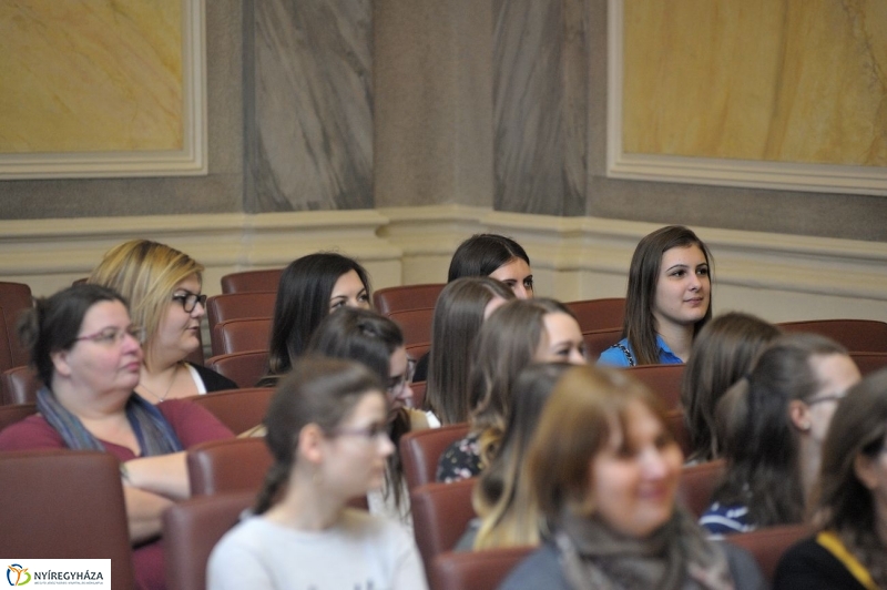 Védőnők a Városházán - fotó Szarka Lajos