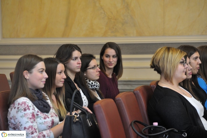 Védőnők a Városházán - fotó Szarka Lajos