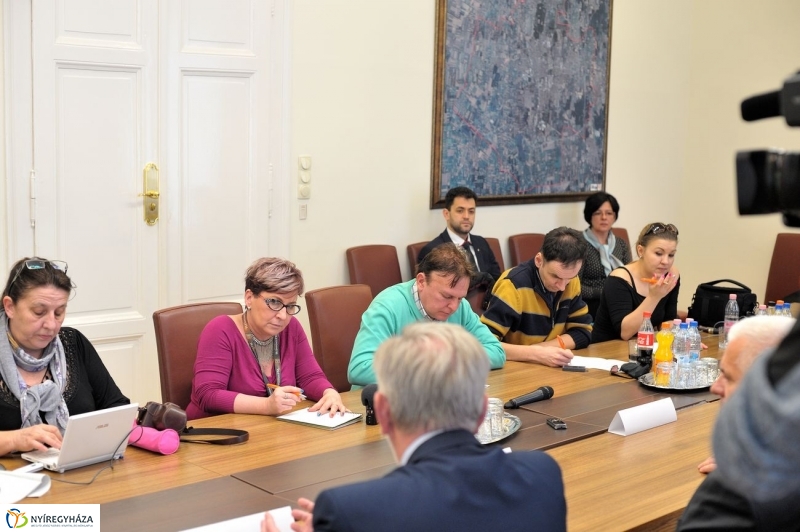 Országgyűlés Nemzeti Összetartozás Bizottsága  - fotó Szarka Lajos