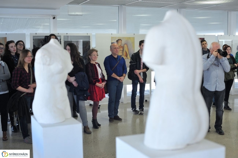 Ifjú tehetségek kiállítása - fotó Szarka Lajos