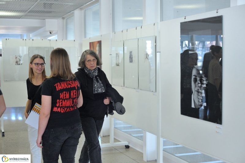 Ifjú tehetségek kiállítása - fotó Szarka Lajos