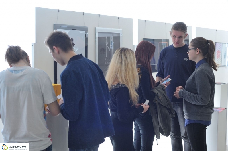 Ifjú tehetségek kiállítása - fotó Szarka Lajos