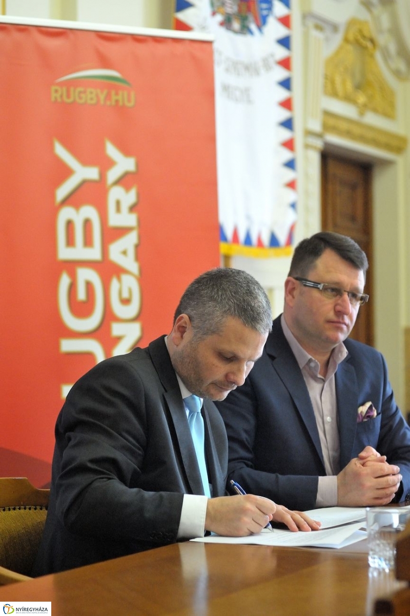 Rögbi sajtótájékoztató - fotó Szarka Lajos
