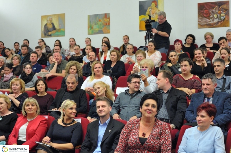 Táncverseny a művészetiben - fotó Szarka Lajos