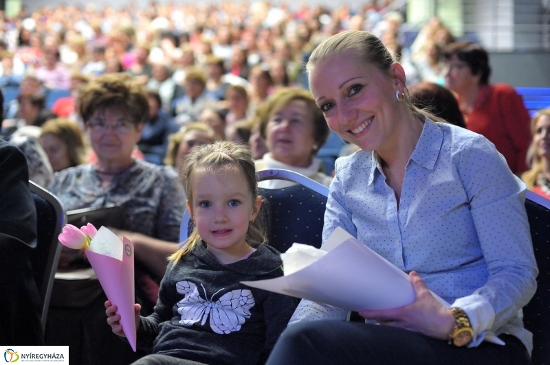 Nőnapi műsor 2017  II - fotó Szarka Lajos