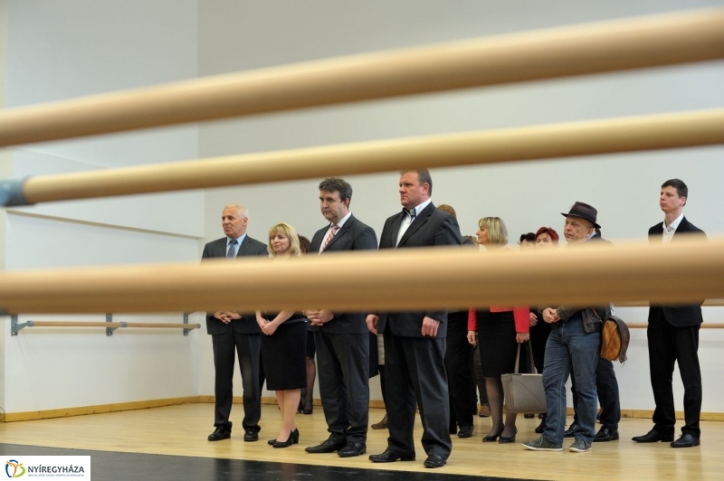 Táncterem az egyetemen - fotó Szarka Lajos