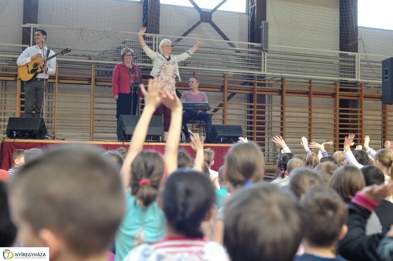 Boldog iskola a Bem iskola - fotó Szarka Lajos