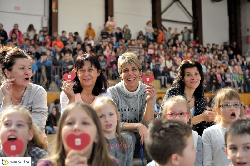 Boldog iskola a Bem iskola - fotó Szarka Lajos