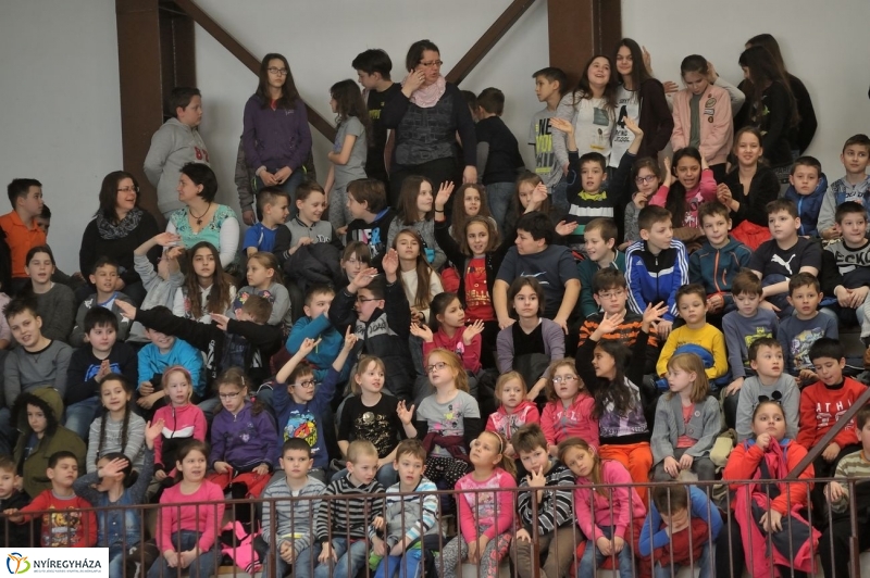 Boldog iskola a Bem iskola - fotó Szarka Lajos