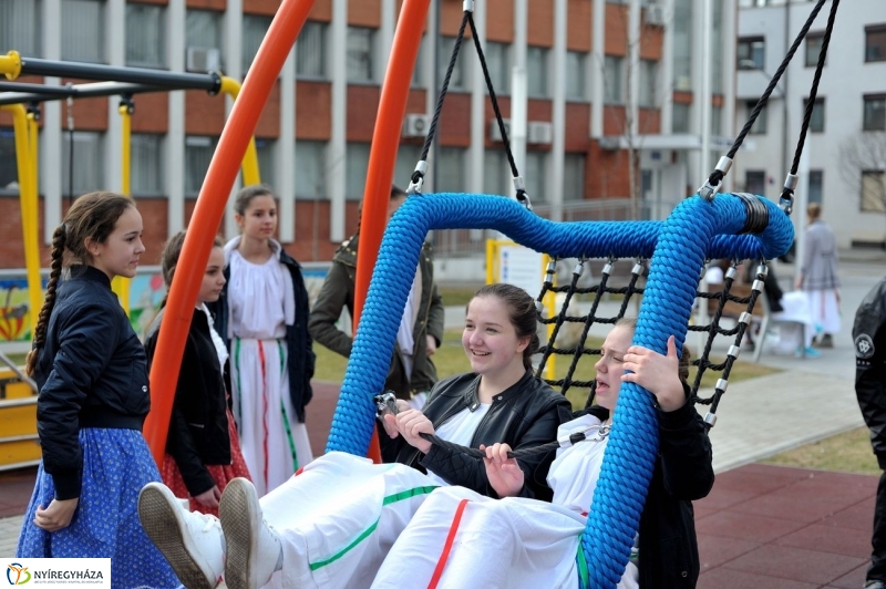 Az ifjúság ünnepe - fotó Szarka Lajos