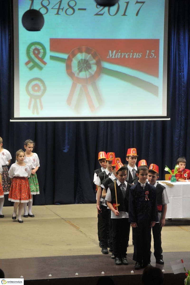 Nemzeti ünnep az egyetemen - fotó Szarka Lajos