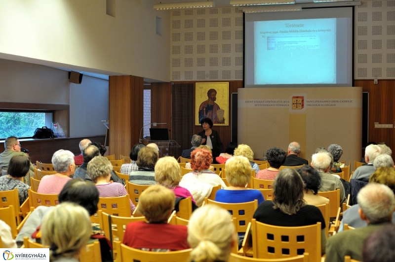 Értékes Esték a Szent Atanáz főiskolán - fotó Szarka Lajos