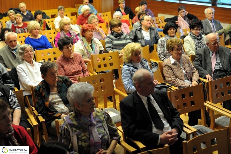 Értékes Esték a Szent Atanáz főiskolán - fotó Szarka Lajos