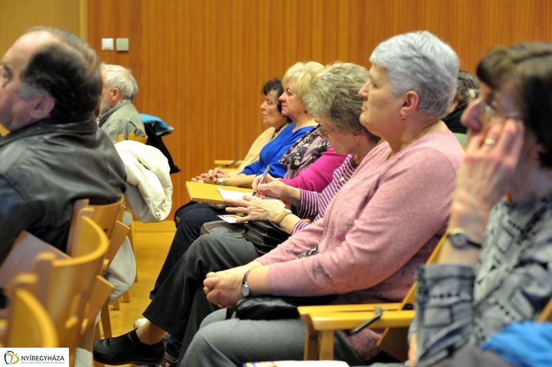 Értékes Esték a Szent Atanáz főiskolán - fotó Szarka Lajos