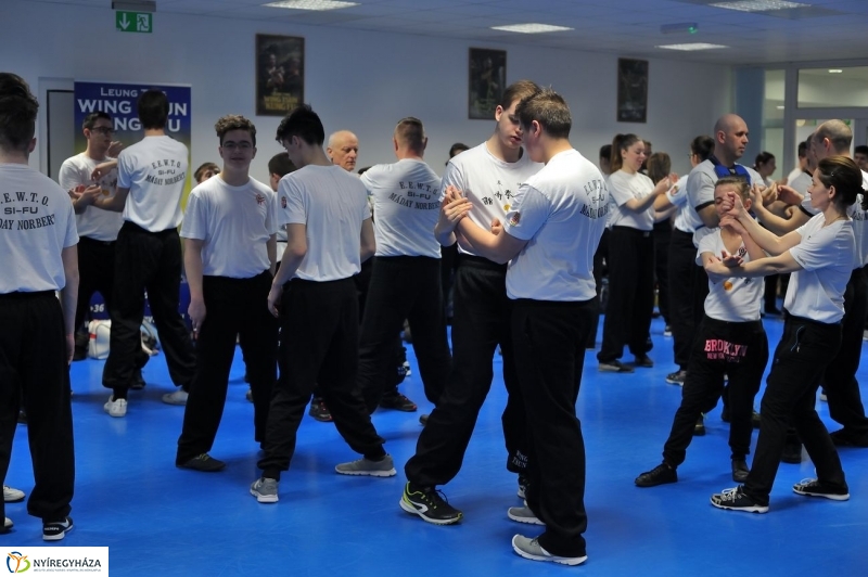 Harc a VMKK-ban - fotó Szarka Lajos