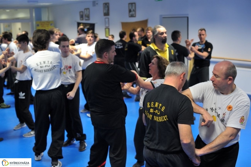 Harc a VMKK-ban - fotó Szarka Lajos