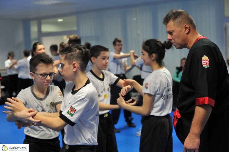 Harc a VMKK-ban - fotó Szarka Lajos