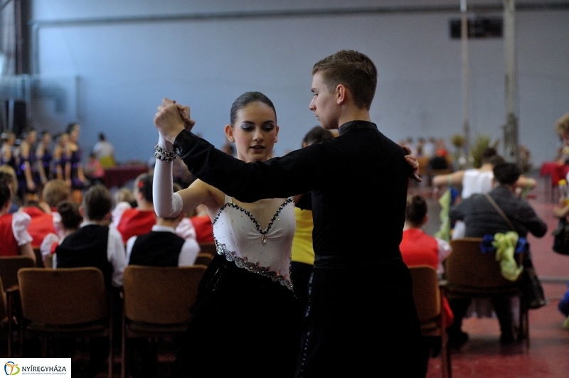 Táncverseny a Bem iskolában II - fotó Szarka Lajos