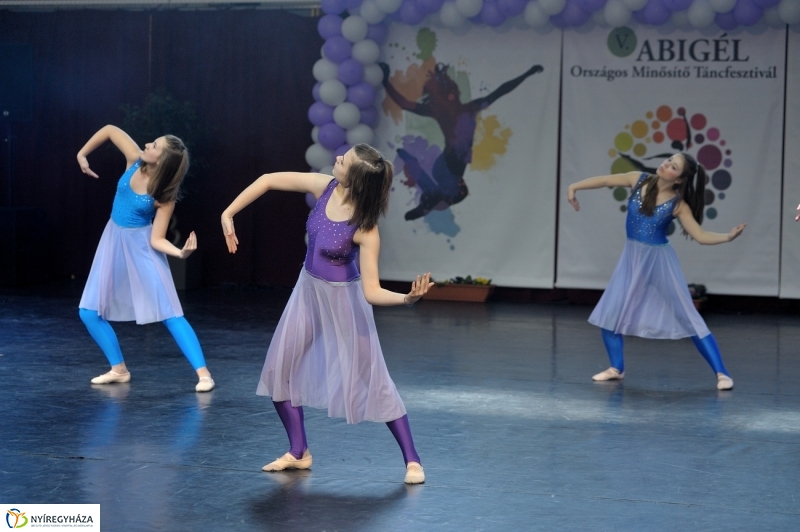 Táncverseny a Bem iskolában II - fotó Szarka Lajos