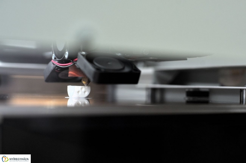 3D nyomtató a Krúdyban - fotó Szarka Lajos