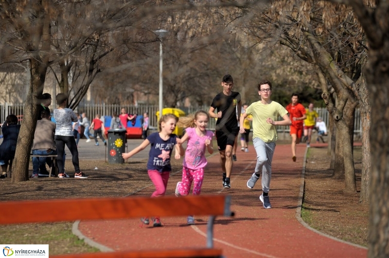 Tavasz a Mórában - fotó Szarka Lajos