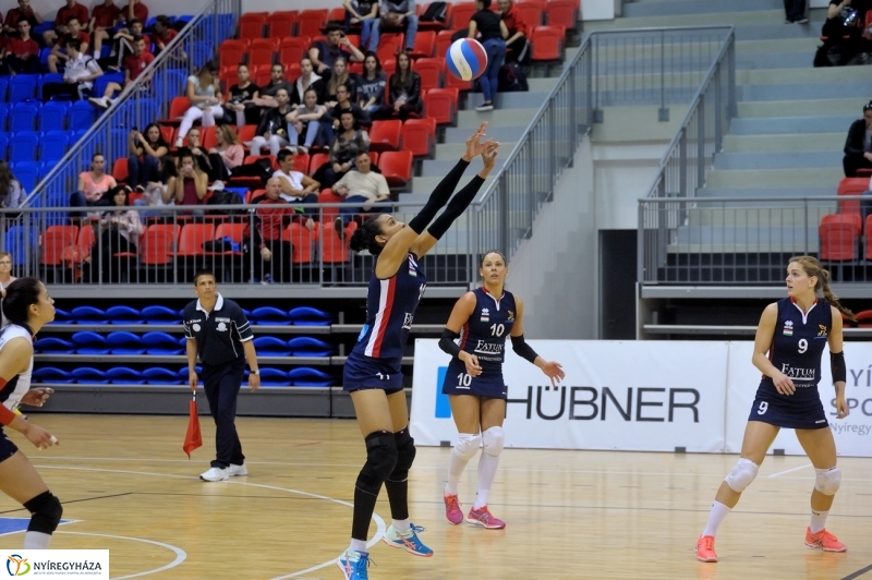 Fatum Nyíregyháza - Újpest női röpi - fotó Szarka Lajos