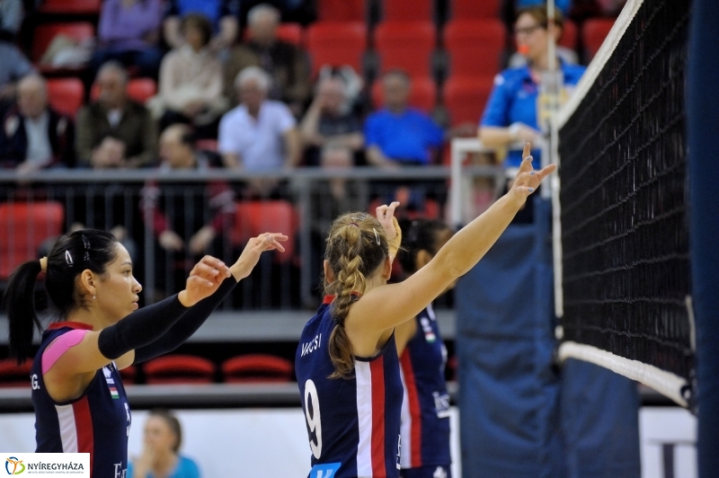 Fatum Nyíregyháza - Újpest női röpi - fotó Szarka Lajos