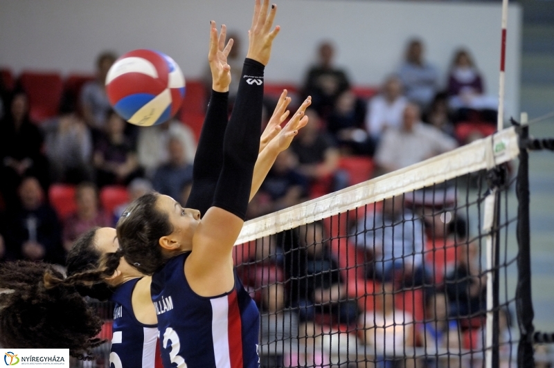 Fatum Nyíregyháza - Újpest női röpi - fotó Szarka Lajos