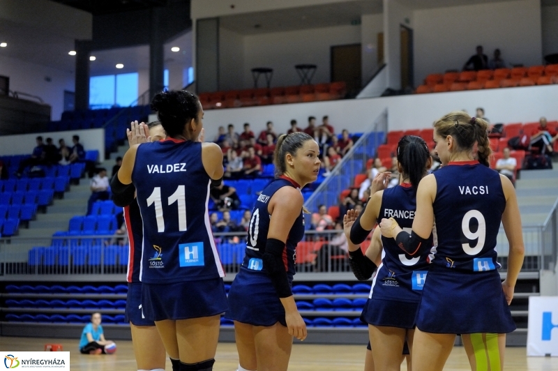 Fatum Nyíregyháza - Újpest női röpi - fotó Szarka Lajos