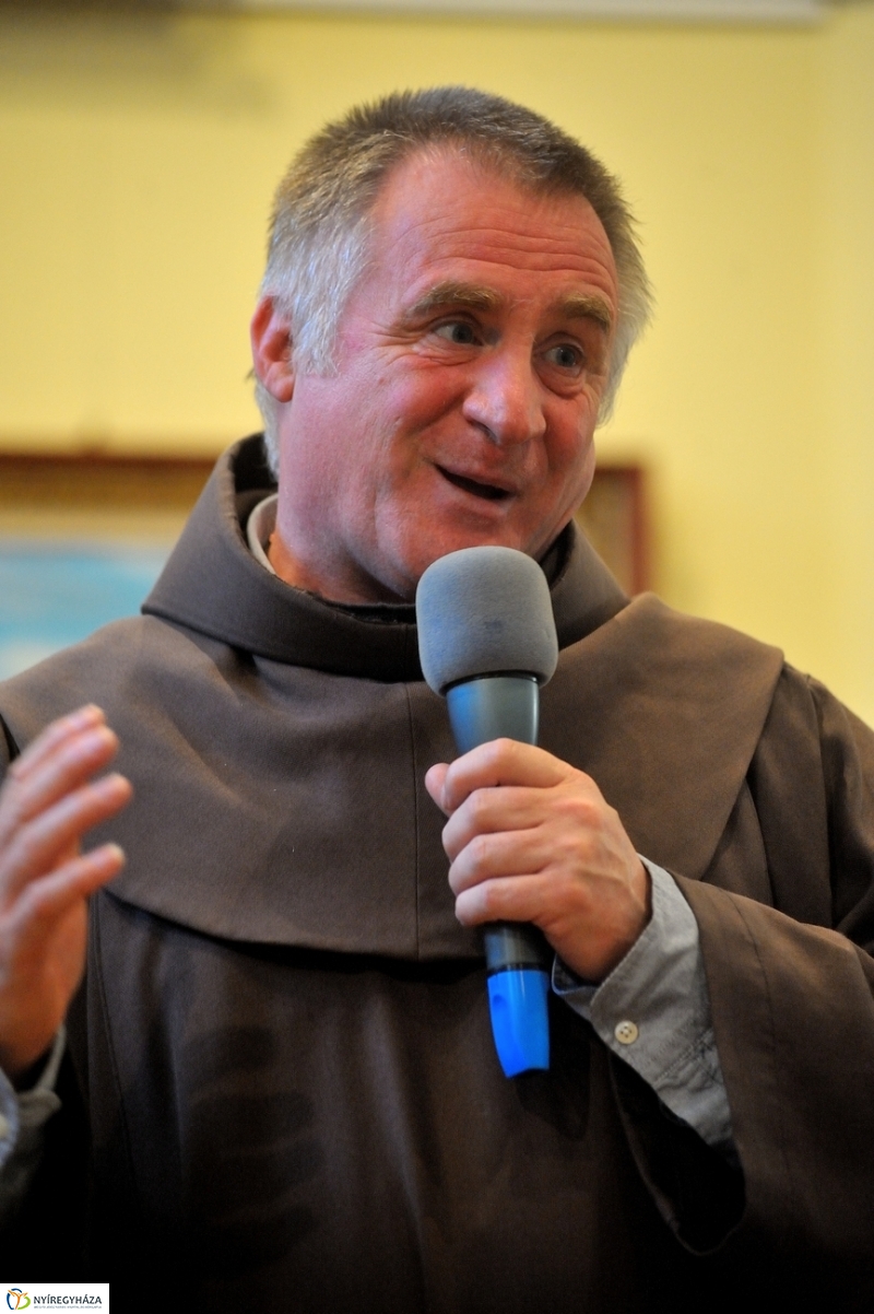 Böjte Csaba Nyíregyházán - fotó Szarka Lajos