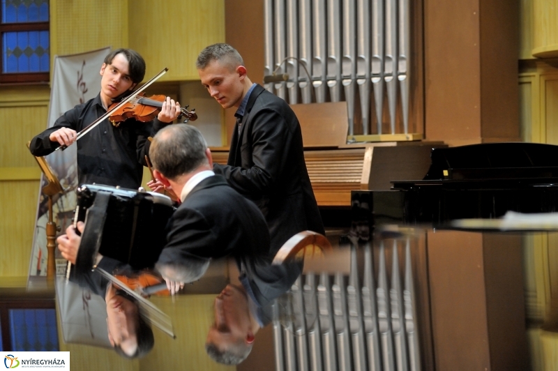 Lengyel magyar, két jó barát - fotó Szarka Lajos