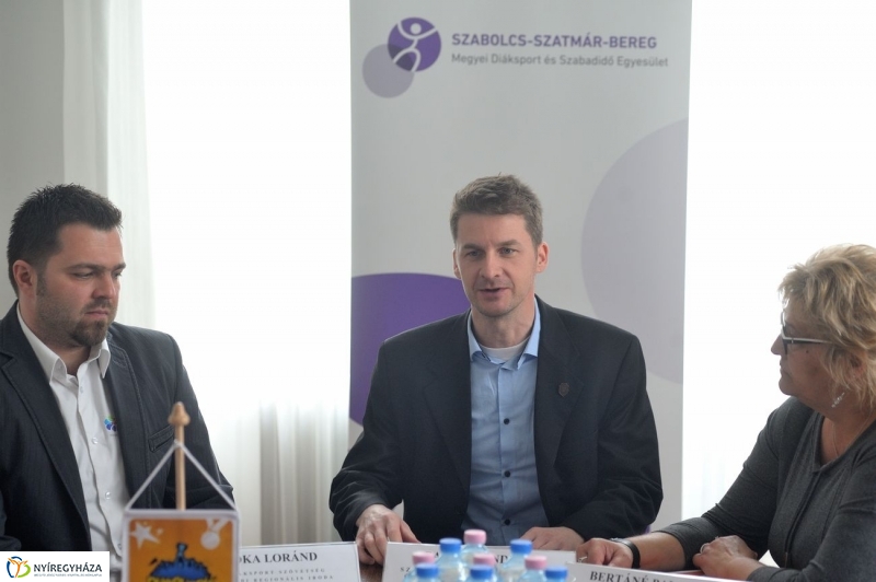 Diákolimpia kézilabda sajtótájékoztató - fotó Szarka Lajos