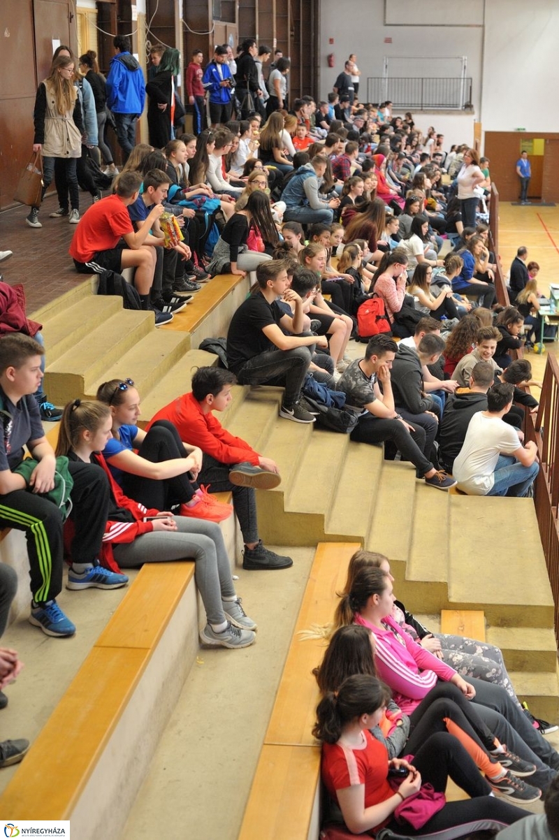 Diákolimpia -  fiú kézilabda - fotó Szarka Lajos