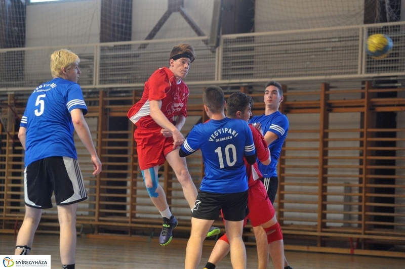 Diákolimpia -  fiú kézilabda - fotó Szarka Lajos