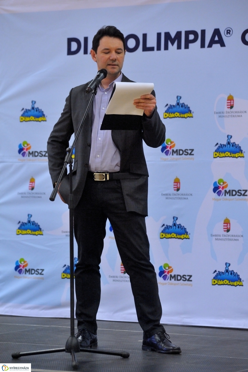 Diákolimpia ünnepélyes megnyitója - fotó Szarka Lajos