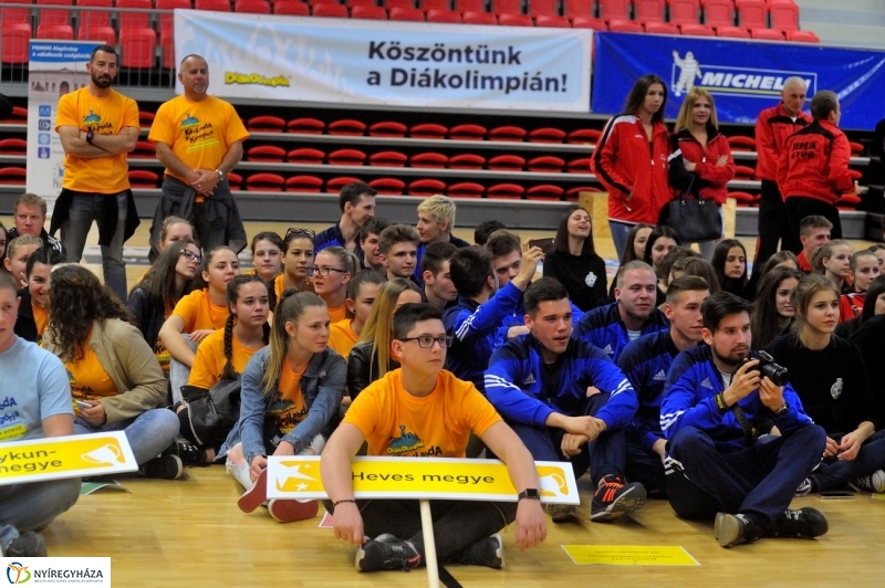 Diákolimpia ünnepélyes megnyitója - fotó Szarka Lajos