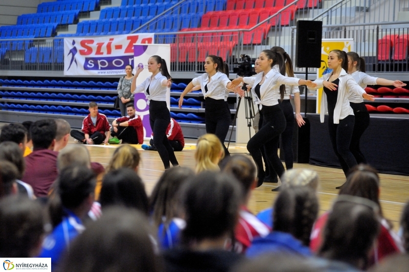 Diákolimpia ünnepélyes megnyitója - fotó Szarka Lajos