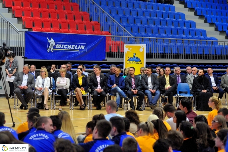 Diákolimpia ünnepélyes megnyitója - fotó Szarka Lajos