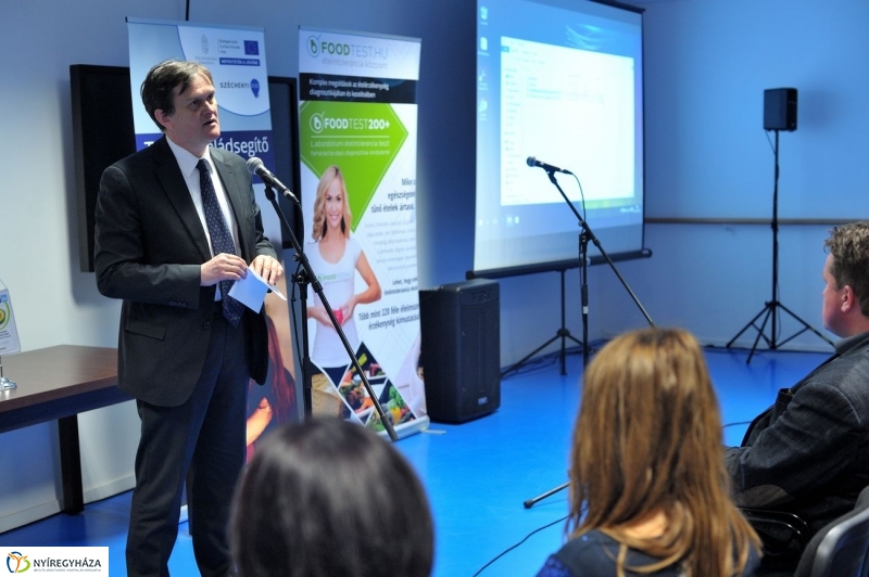 Az Autizmus Világnapja - fotó Szarka Lajos